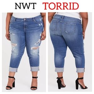 Torrid CROP BOYFRIEND JEAN VINTAGE STRETCH size 22